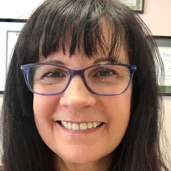 Meet your Posher, Katt - Picture 1 of 2